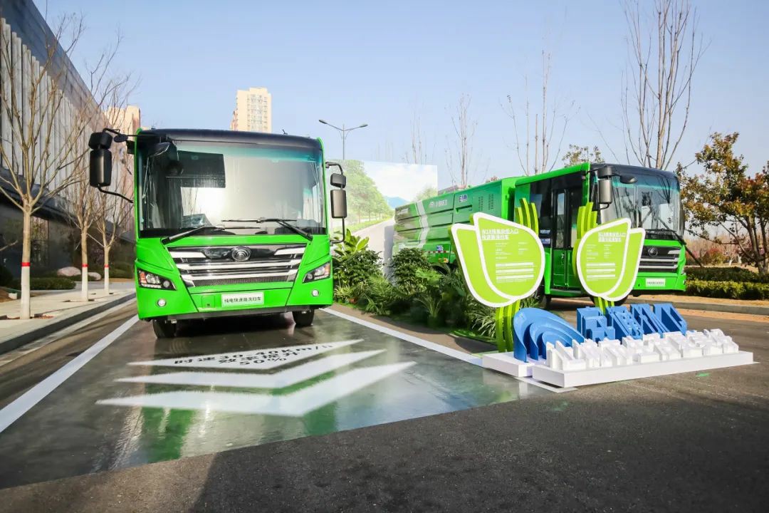 12款新品重磅發(fā)布！宇通向“新”而行繪藍(lán)圖