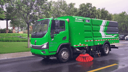 「宇」見好車丨高效應對多場景清掃需求，宇通12噸純電洗掃車煥新上市！