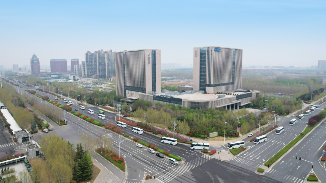 又100輛！宇通高端旅游客車(chē)再次批量交付新疆