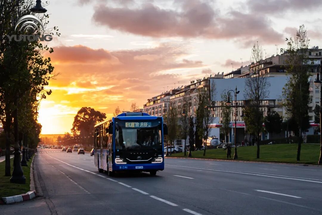 從賽事服務(wù)到城市動(dòng)脈：723輛宇通客車成為摩洛哥流動(dòng)風(fēng)景線