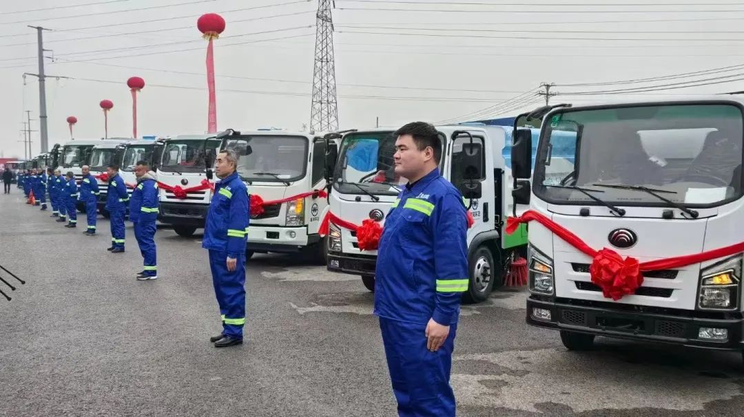 綠色新城，湛河未來(lái)┃21臺(tái)宇通新能源環(huán)衛(wèi)車(chē)輛批量交付平頂山