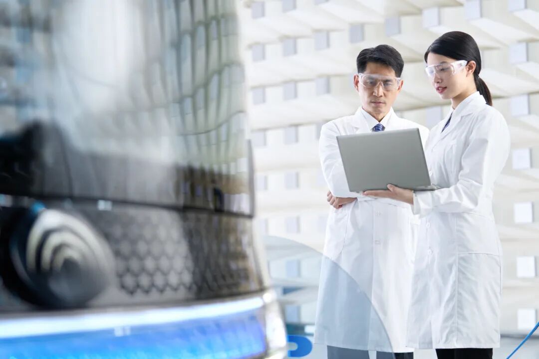 宇通集團(tuán)榮登科技創(chuàng)新3大權(quán)威榜單 圖片